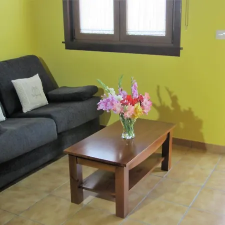 Casita A Pena Сasa de vacaciones Betanzos